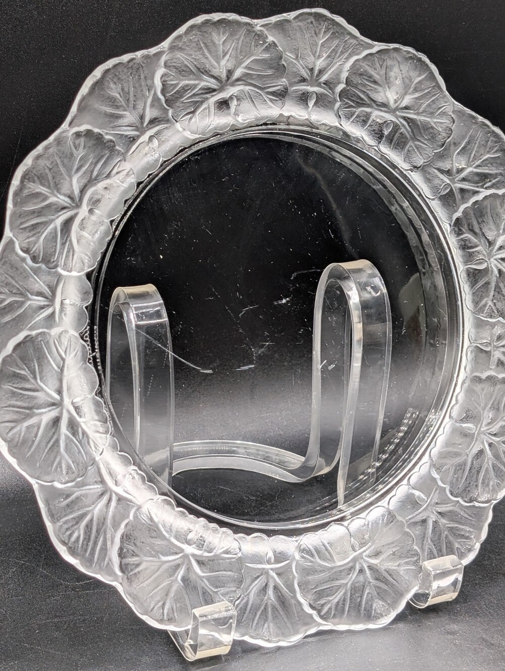 Lalique Honfleur Salad Plate 8 3/8", Script Signature, Frosted Leaf Rim, France